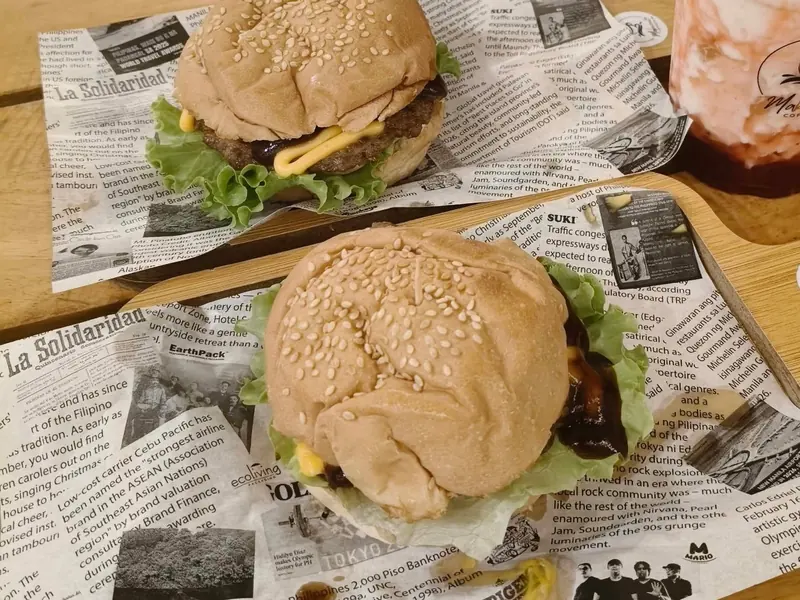 Cheesy Chicken Burger