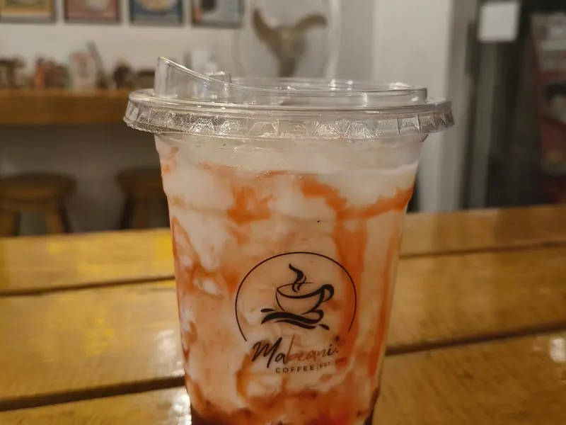 Strawberry Latte (Iced)